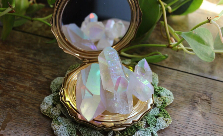 crystal placed on table to get rid of negative energy at home