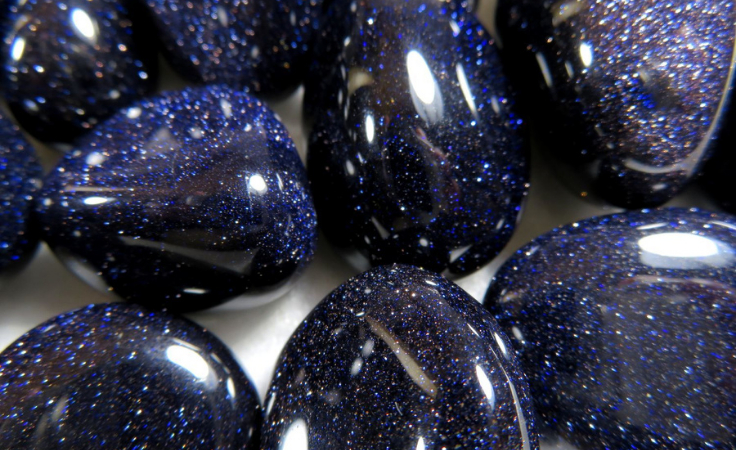 translucent blue color quartz to make heart of somavedic